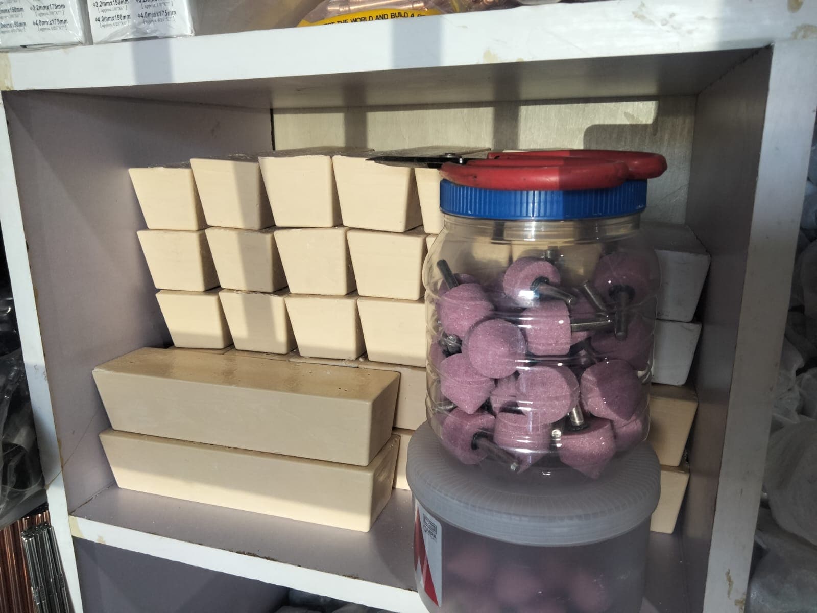 Waxing Bar/Grinding Stones